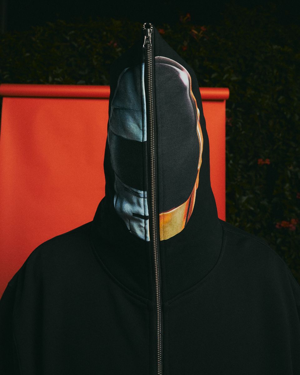 PLEASURES RAM ZIP HOODIE - BLACK