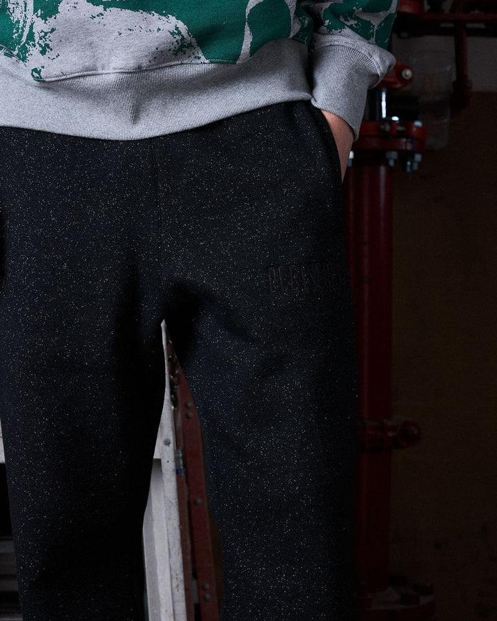 PLEASURES STARRY SWEATPANTS - BLACK