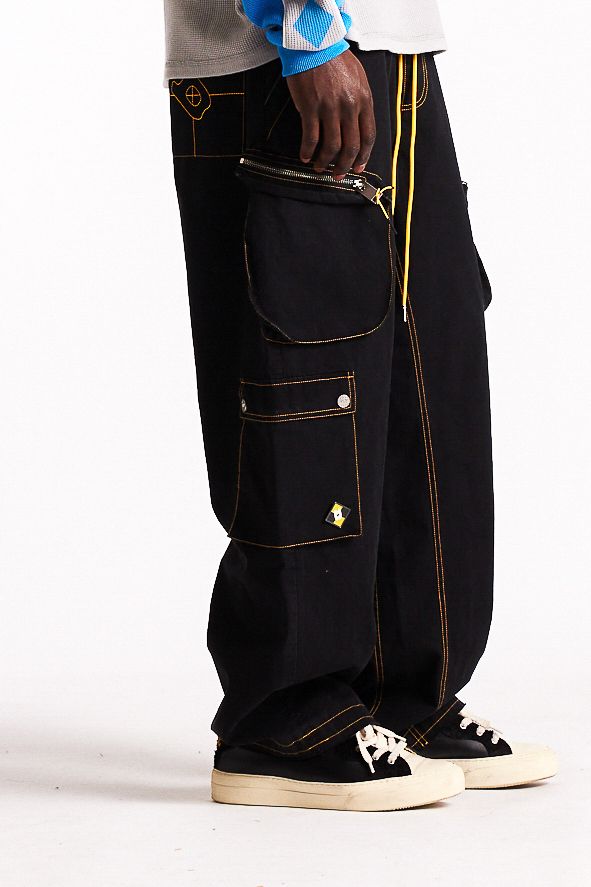 Diet Starts Monday Contrast Cargo Pants - Black