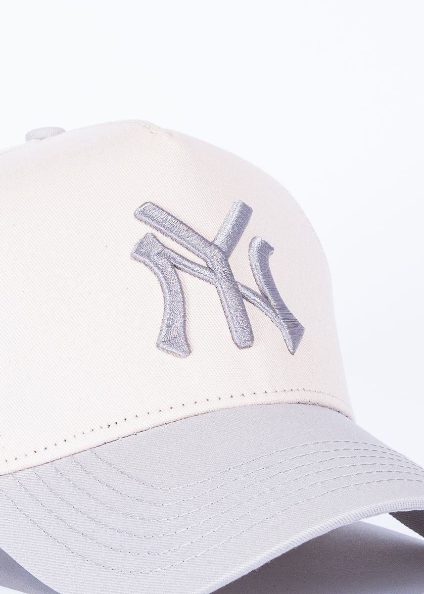 Reference NY - Cream/Silver