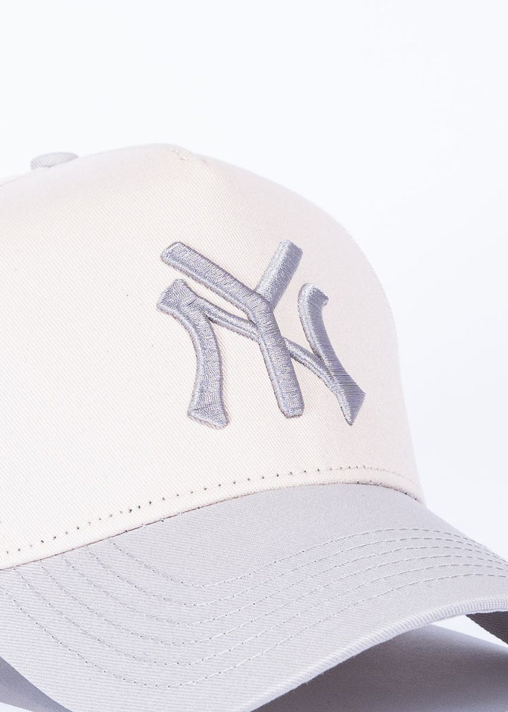 Reference NY - Cream/Silver