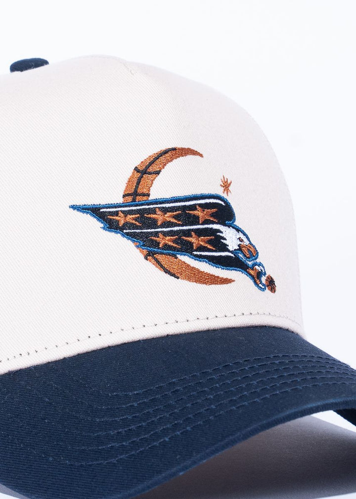 Reference Wizitals - Cream/Navy