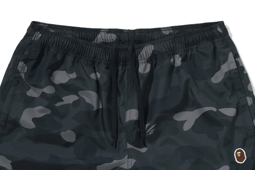 BAPE COLOR CAMO APE HEAD ONE POINT BEACH SHORTS M BLACK