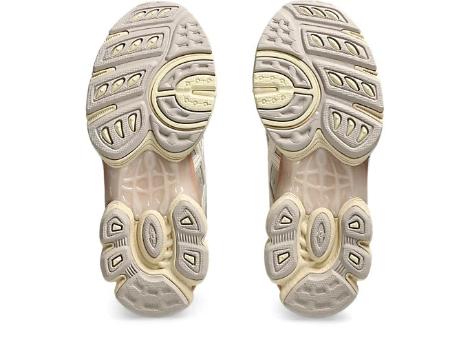 Asics GEL-NIMBUS 9 - Pale Oak/Cream