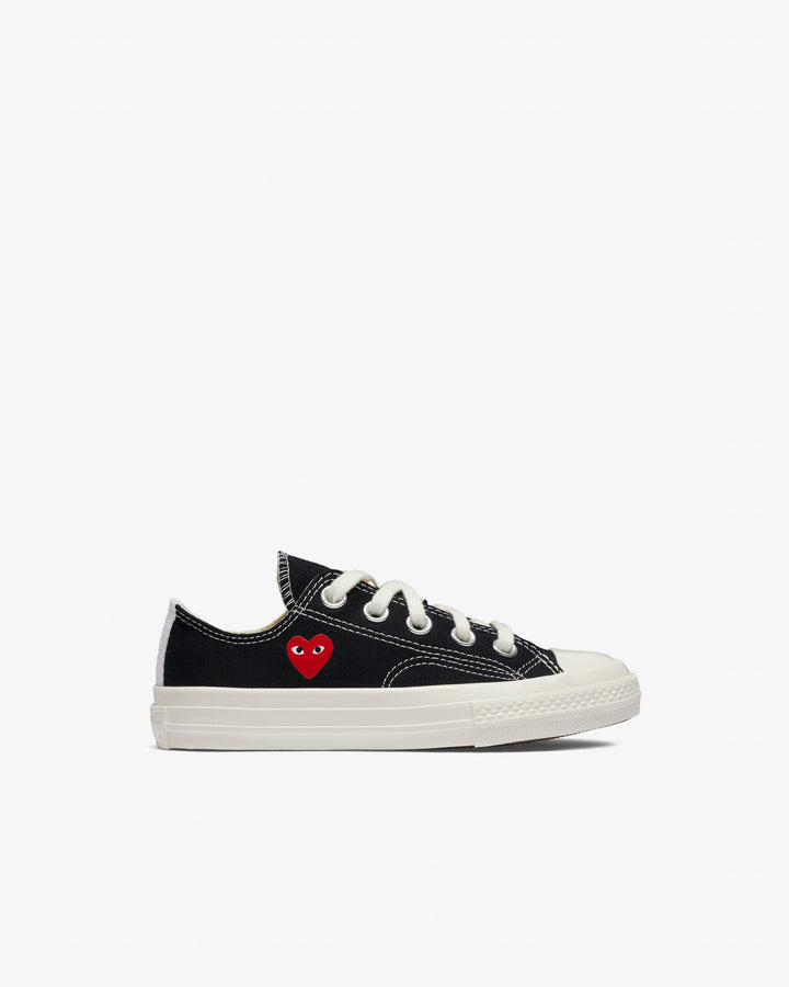 Comme des Garçons PLAY Kids' Small Red Heart Chuck Taylor All Star '70 Low Sneakers - Black - AZ-K501-001-1