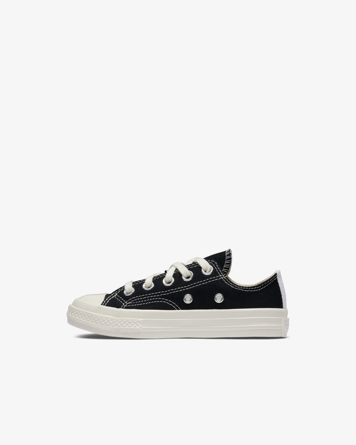 Comme des Garçons PLAY Kids' Small Red Heart Chuck Taylor All Star '70 Low Sneakers - Black - AZ-K501-001-1