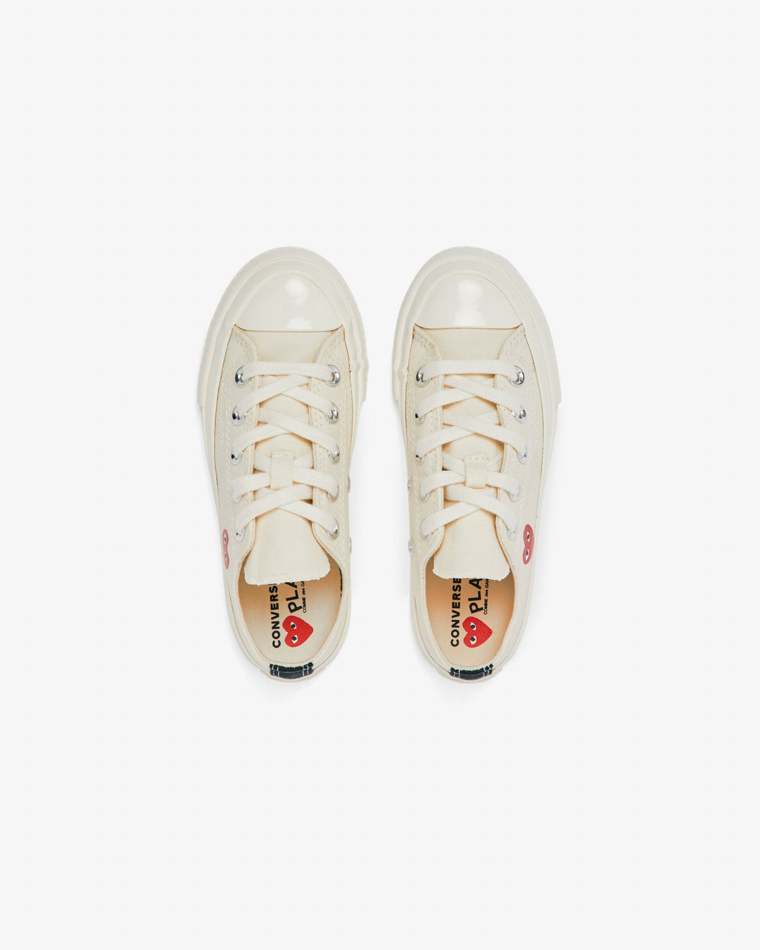 Comme des Garçons PLAY Kids' Small Red Heart Chuck Taylor All Star '70 Low Sneakers - White - AZ-K501-001-2
