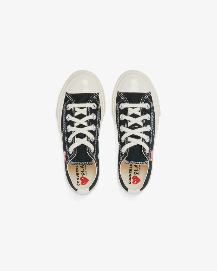 Comme des Garçons PLAY Kids' Small Red Heart Chuck Taylor All Star '70 Low Sneakers - Black - AZ-K501-001-1