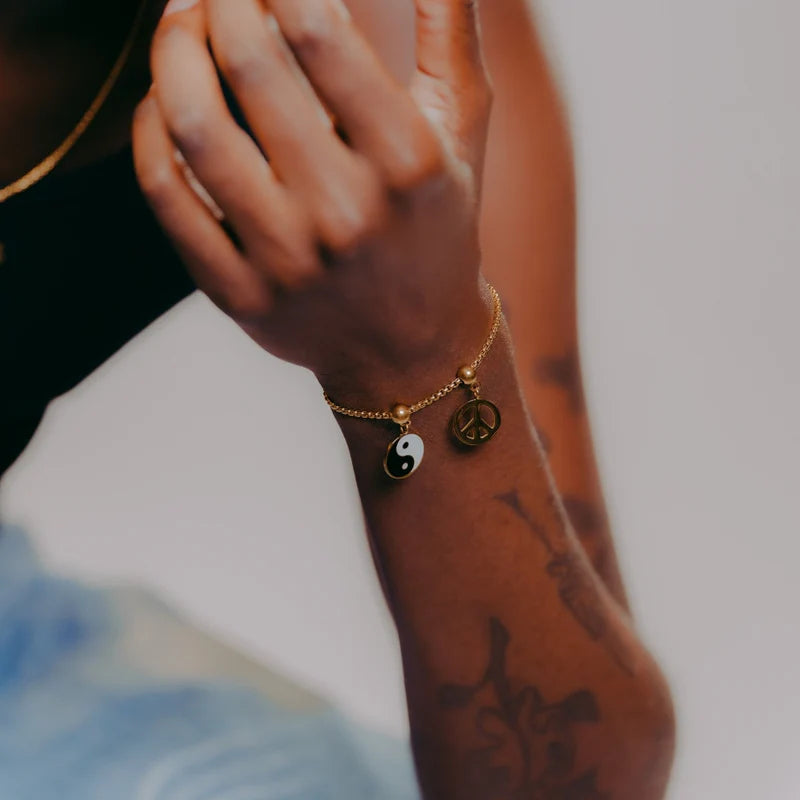 CLÀT Box Chain Charm Bracelet - Gold