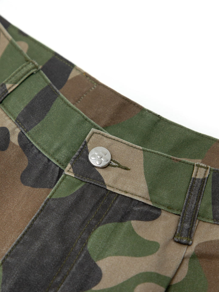 Vandy The Pink Woodland Camo Shorts Green