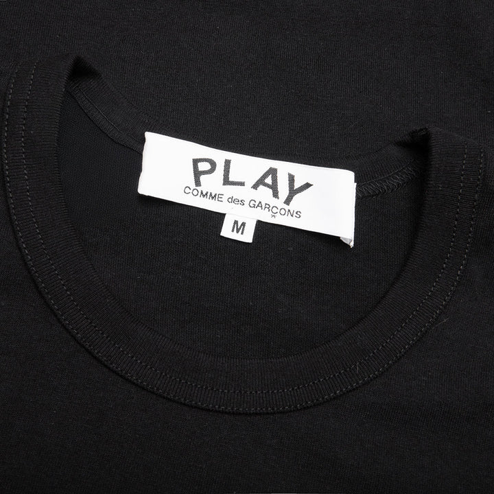 COMME DES GARCONS PLAY Multi Red Heart Logo Print Tee - Black - AX-T337-051-1